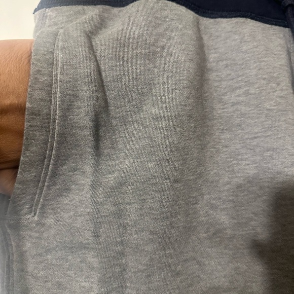 Abercrombie & Fitch Gray Athletic Shorts with Elastic Waistband - Picture 2 of 6